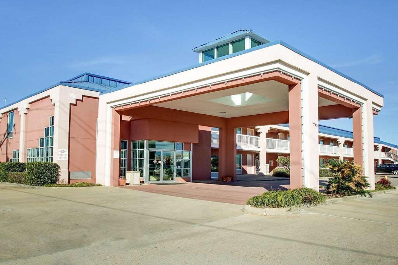 Quality Inn Brookhaven Zewnętrze zdjęcie