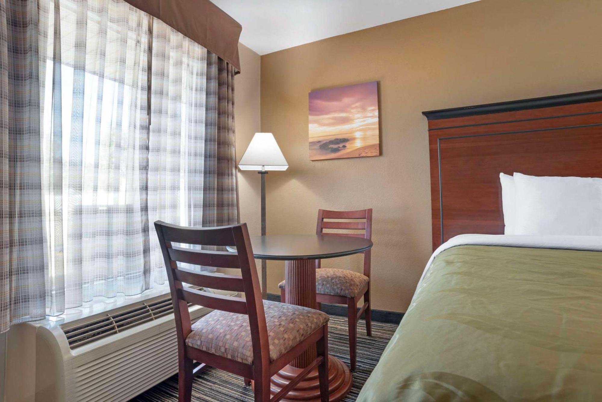 Quality Inn Brookhaven Zewnętrze zdjęcie